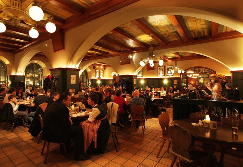 Hofbräukeller am Wiener Platz restaurant